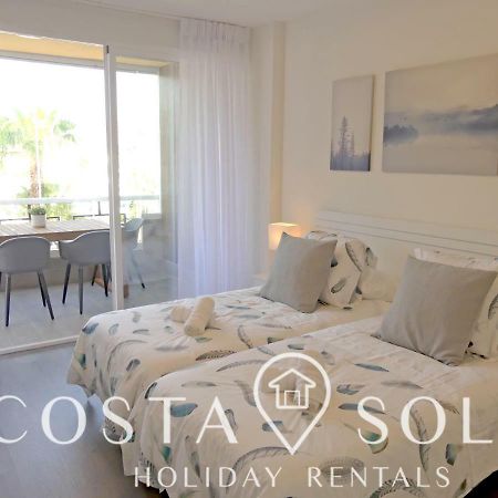 Apartamento Vacacional A 1 Minuto De La Playa - Carihuela Torremolinos Eksteriør billede