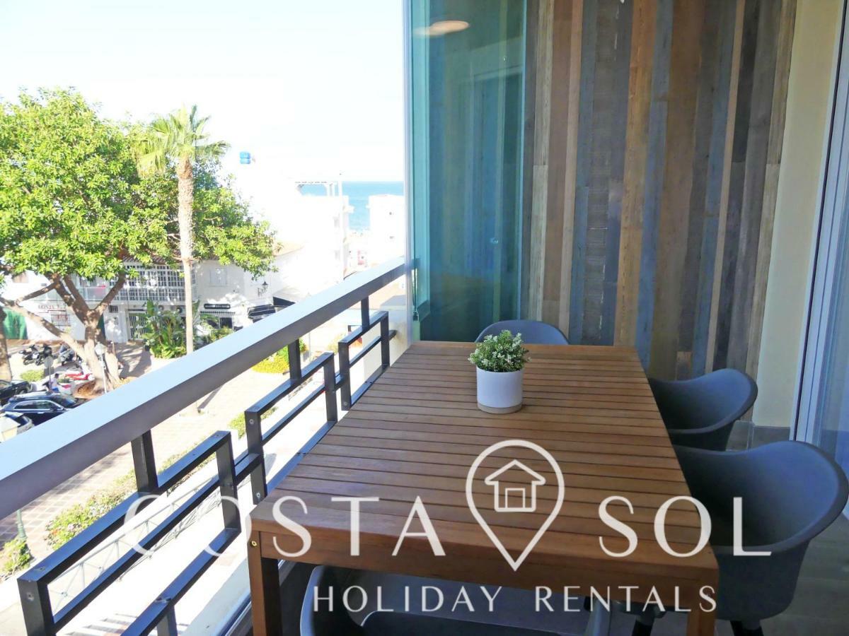 Apartamento Vacacional A 1 Minuto De La Playa - Carihuela Torremolinos Eksteriør billede