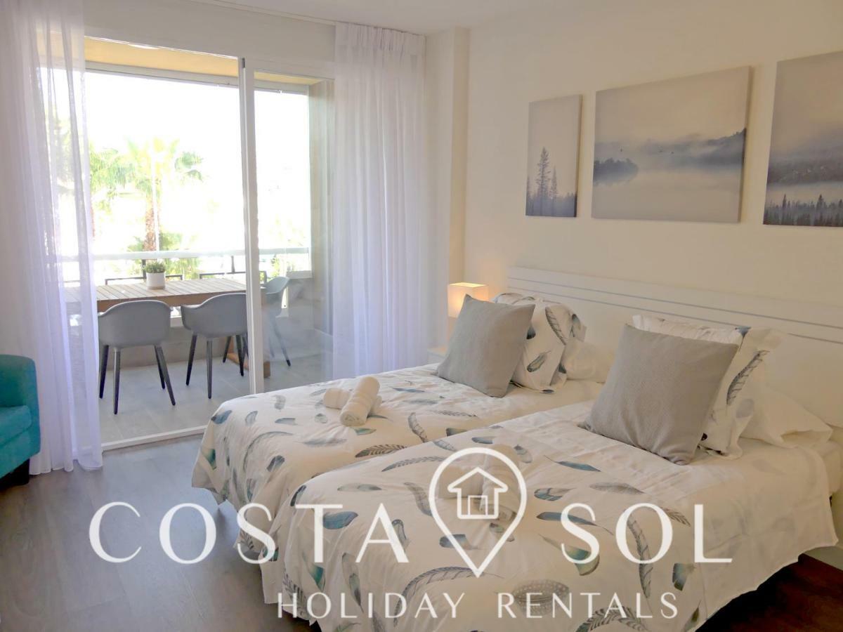 Apartamento Vacacional A 1 Minuto De La Playa - Carihuela Torremolinos Eksteriør billede