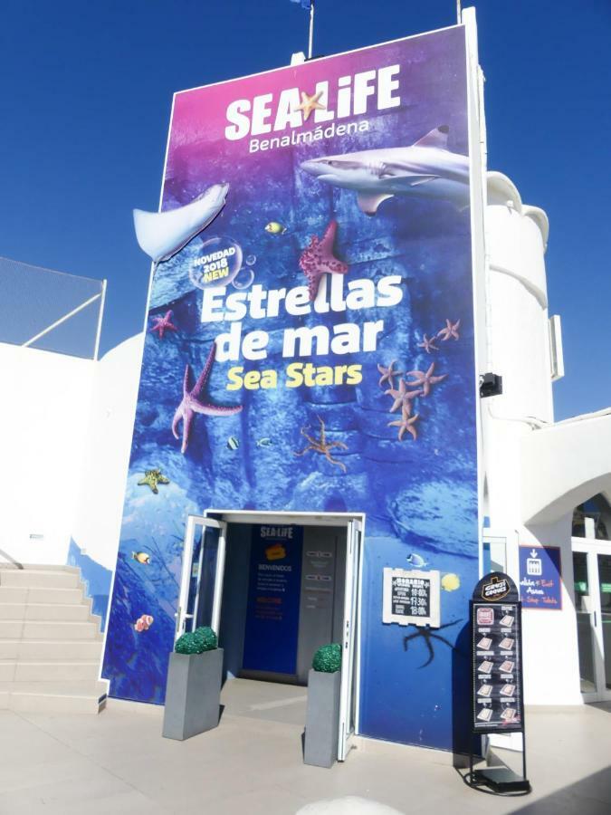 Apartamento Vacacional A 1 Minuto De La Playa - Carihuela Torremolinos Eksteriør billede