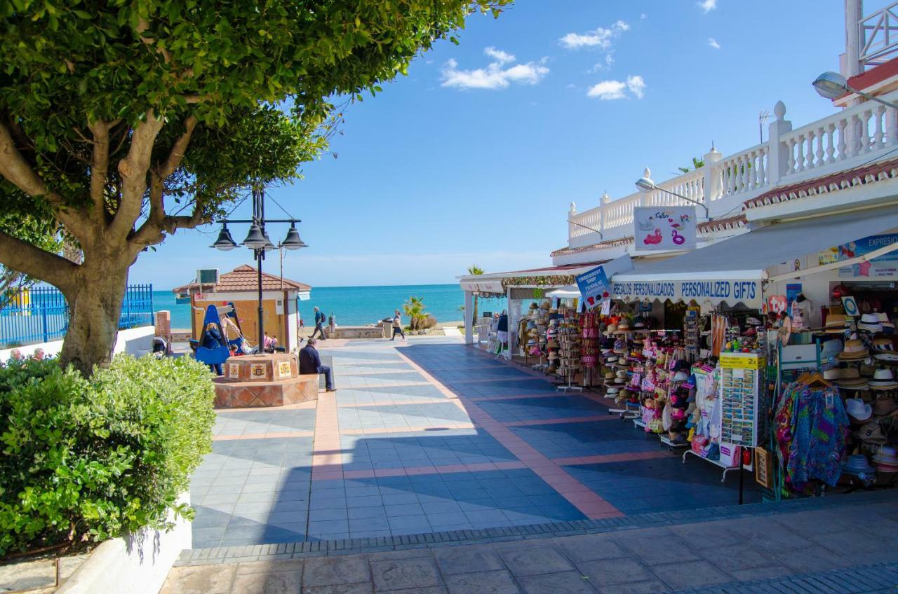 Apartamento Vacacional A 1 Minuto De La Playa - Carihuela Torremolinos Eksteriør billede