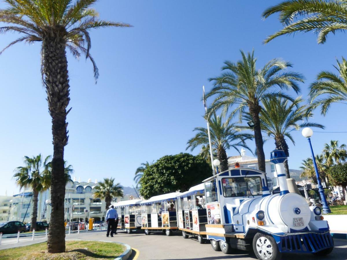 Apartamento Vacacional A 1 Minuto De La Playa - Carihuela Torremolinos Eksteriør billede