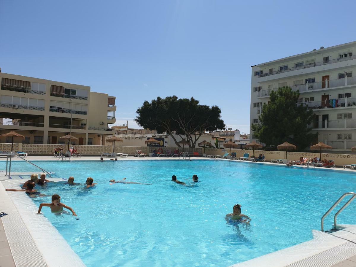 Apartamento Vacacional A 1 Minuto De La Playa - Carihuela Torremolinos Eksteriør billede