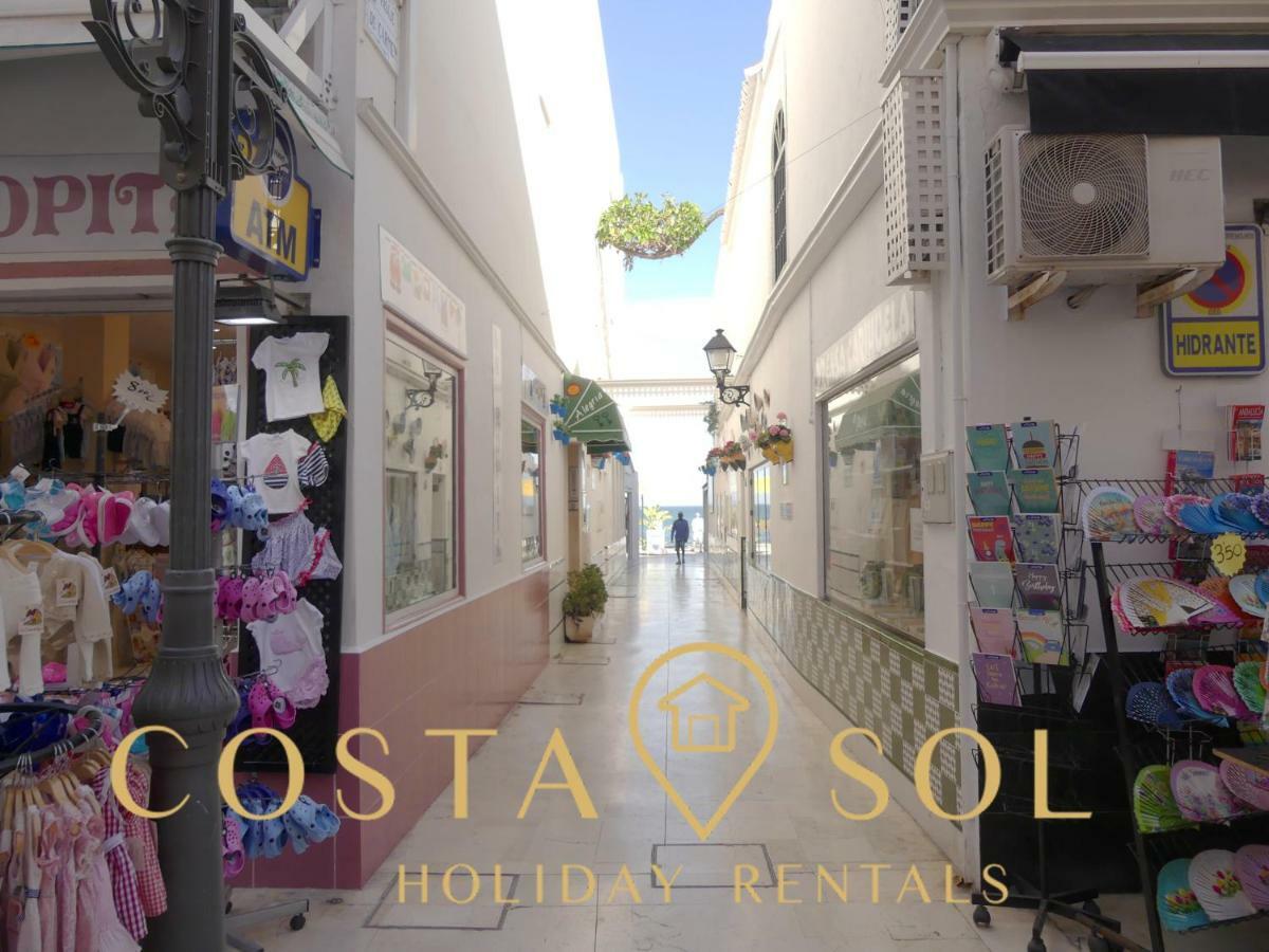 Apartamento Vacacional A 1 Minuto De La Playa - Carihuela Torremolinos Eksteriør billede
